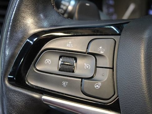 Used 2022 Buick Enclave Avenir w/ Avenir Technology Package AWD/4WD image 24