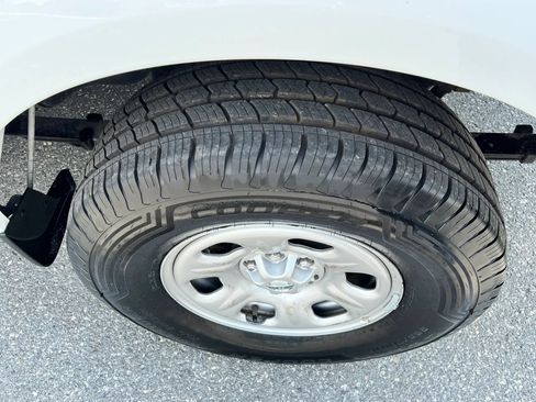 Used 2021 Nissan Frontier S RWD image 39
