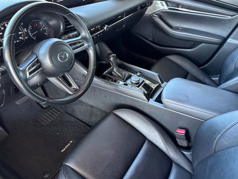 Used 2020 MAZDA MAZDA3 Preferred 4D Hatchback image 11