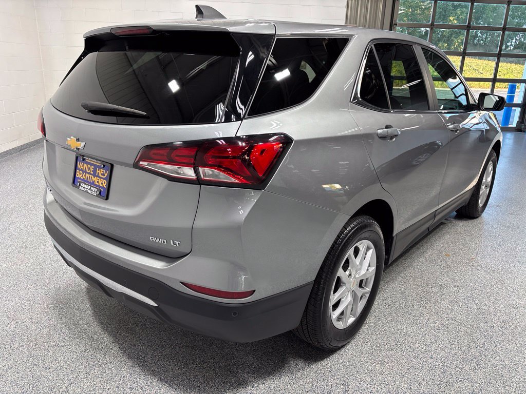 Used 2024 Chevrolet Equinox LT AWD/4WD image 7