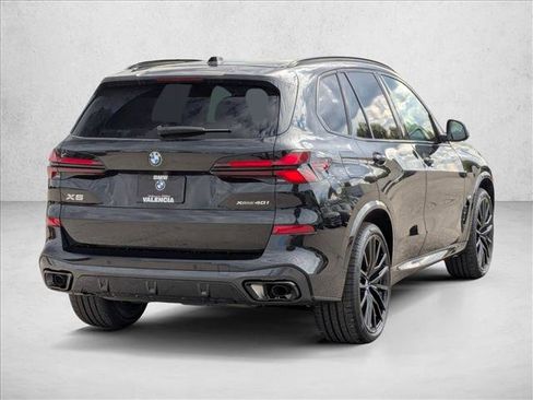 Used 2026 BMW X5 sDrive40i w/ M Sport Package RWD image 2