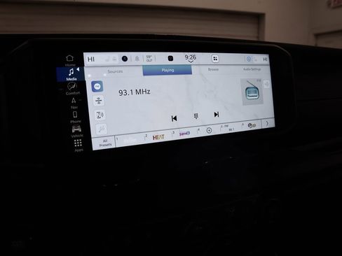 Used 2024 Jeep Wrangler Unlimited Sahara w/ Technology Group image 18