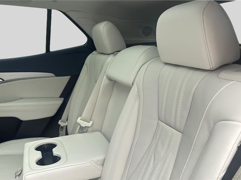 New 2026 Buick Envision Avenir image 14