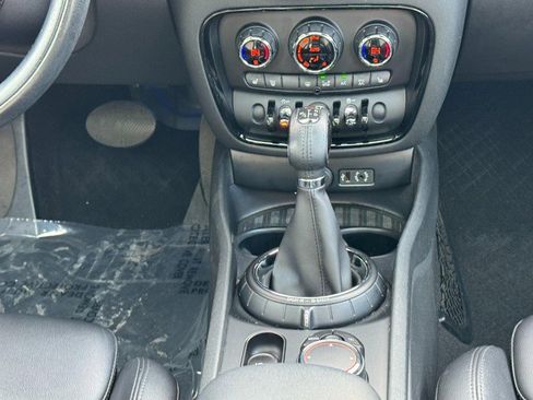 Used 2017 MINI Cooper Clubman S image 14