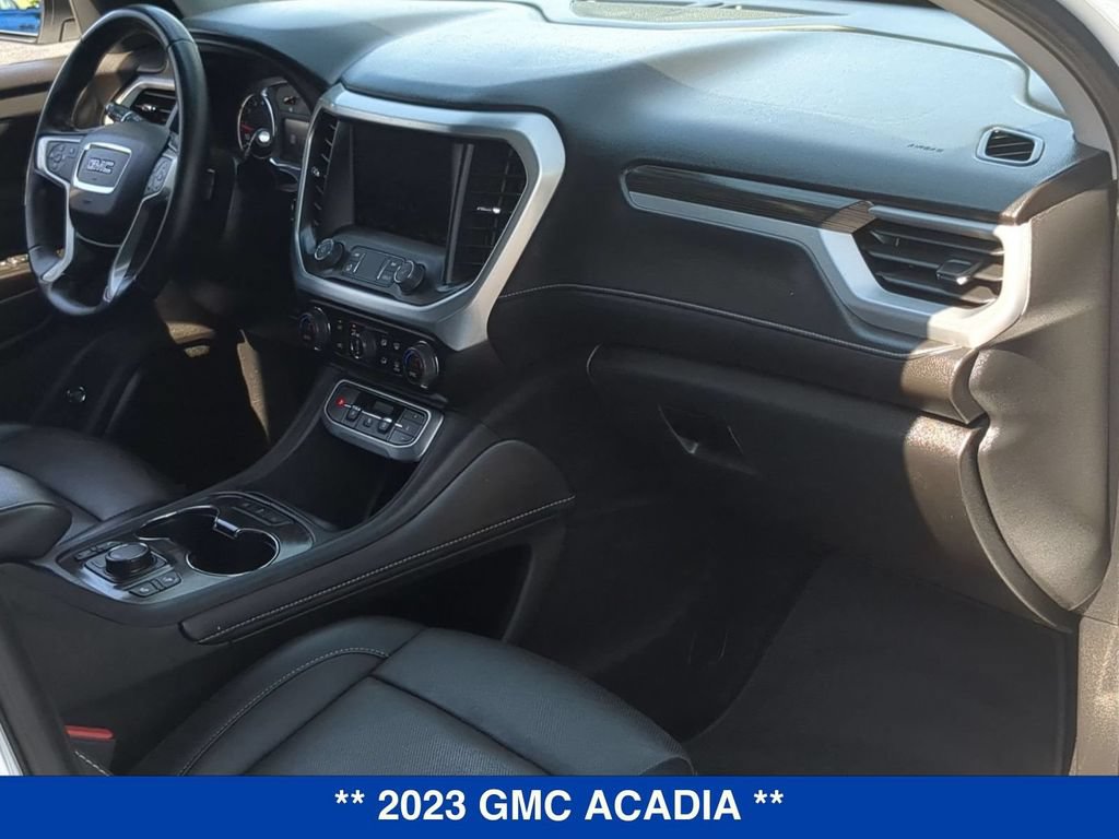 Used 2023 GMC Acadia SLT AWD/4WD image 30