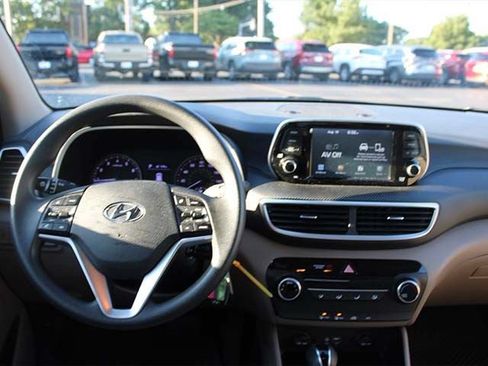 Used 2019 Hyundai Tucson SE AWD/4WD image 10