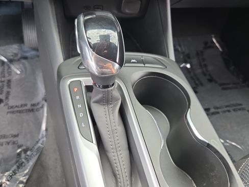 Certified 2025 Buick Envista Preferred FWD image 21