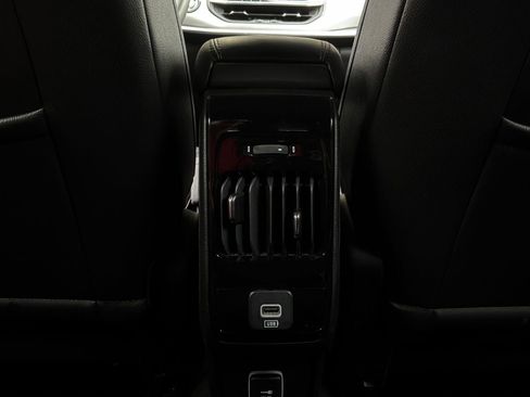Used 2025 Jeep Compass Limited AWD/4WD image 13