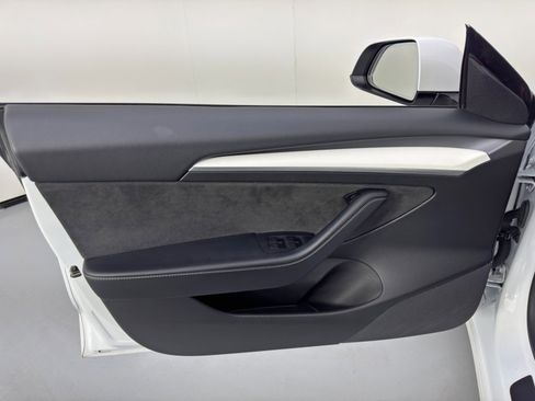 Used 2021 Tesla Model 3 Performance image 42