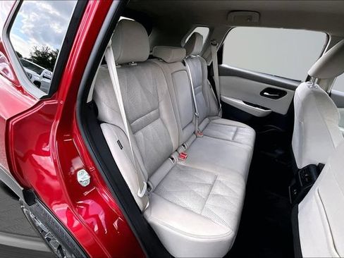Used 2025 Nissan Rogue SV AWD/4WD image 24