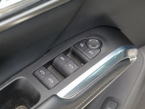 Used 2024 Chevrolet Traverse LT AWD/4WD image 18