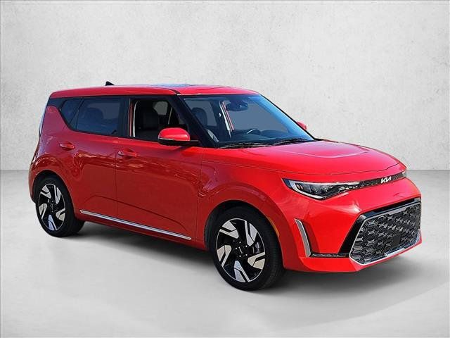 Used 2024 Kia Soul GT-Line w/ Option Group 020 FWD image 3