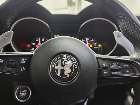 Used 2022 Alfa Romeo Stelvio Sprint image 29