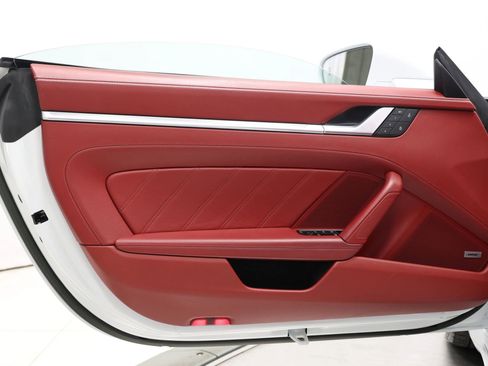 Used 2022 Porsche 911 Carrera image 12