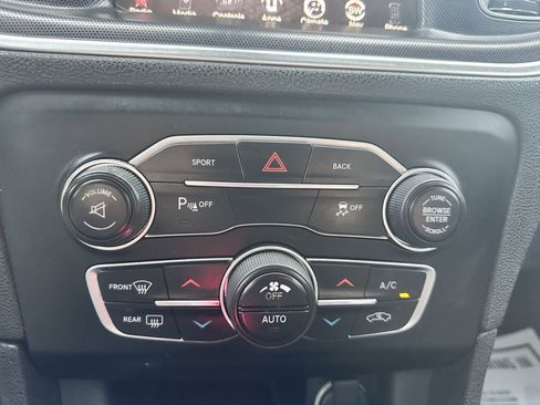 Used 2015 Dodge Charger R/T w/ Plus Group image 21