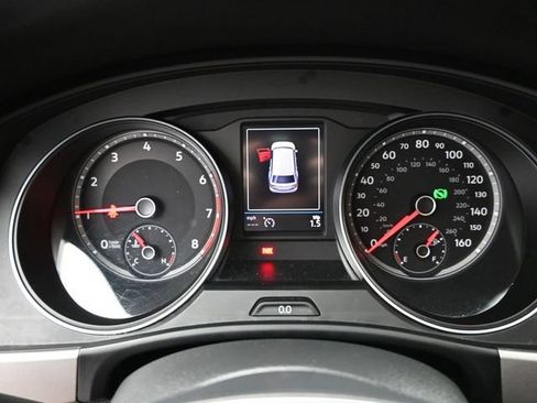 Used 2019 Volkswagen Atlas SE FWD image 6