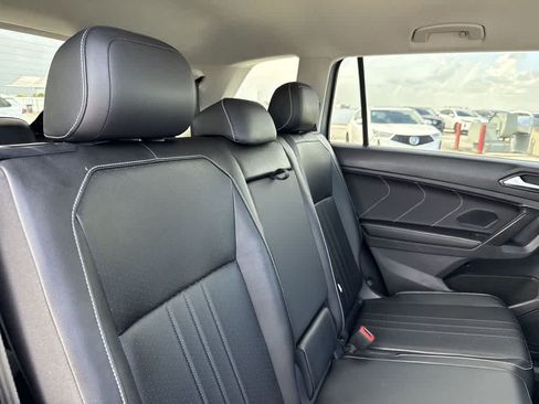 Used 2023 Volkswagen Tiguan SE FWD image 26