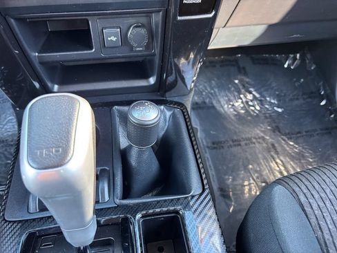 Used 2024 Toyota 4Runner TRD Off-Road AWD/4WD image 23