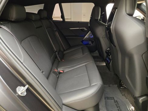 Used 2025 BMW M5 Touring image 26