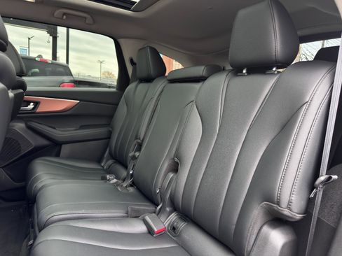 Used 2022 Acura MDX SH-AWD image 23