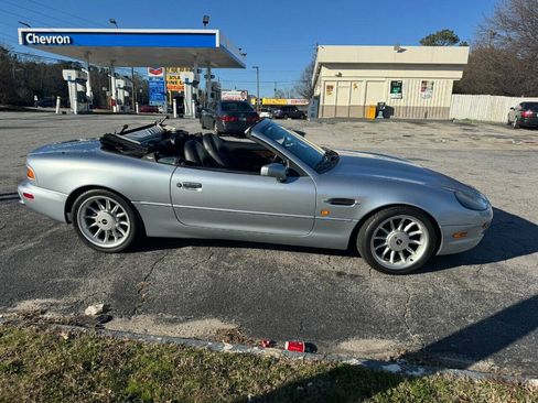 Used 1997 Aston Martin DB7 Volante RWD image 8