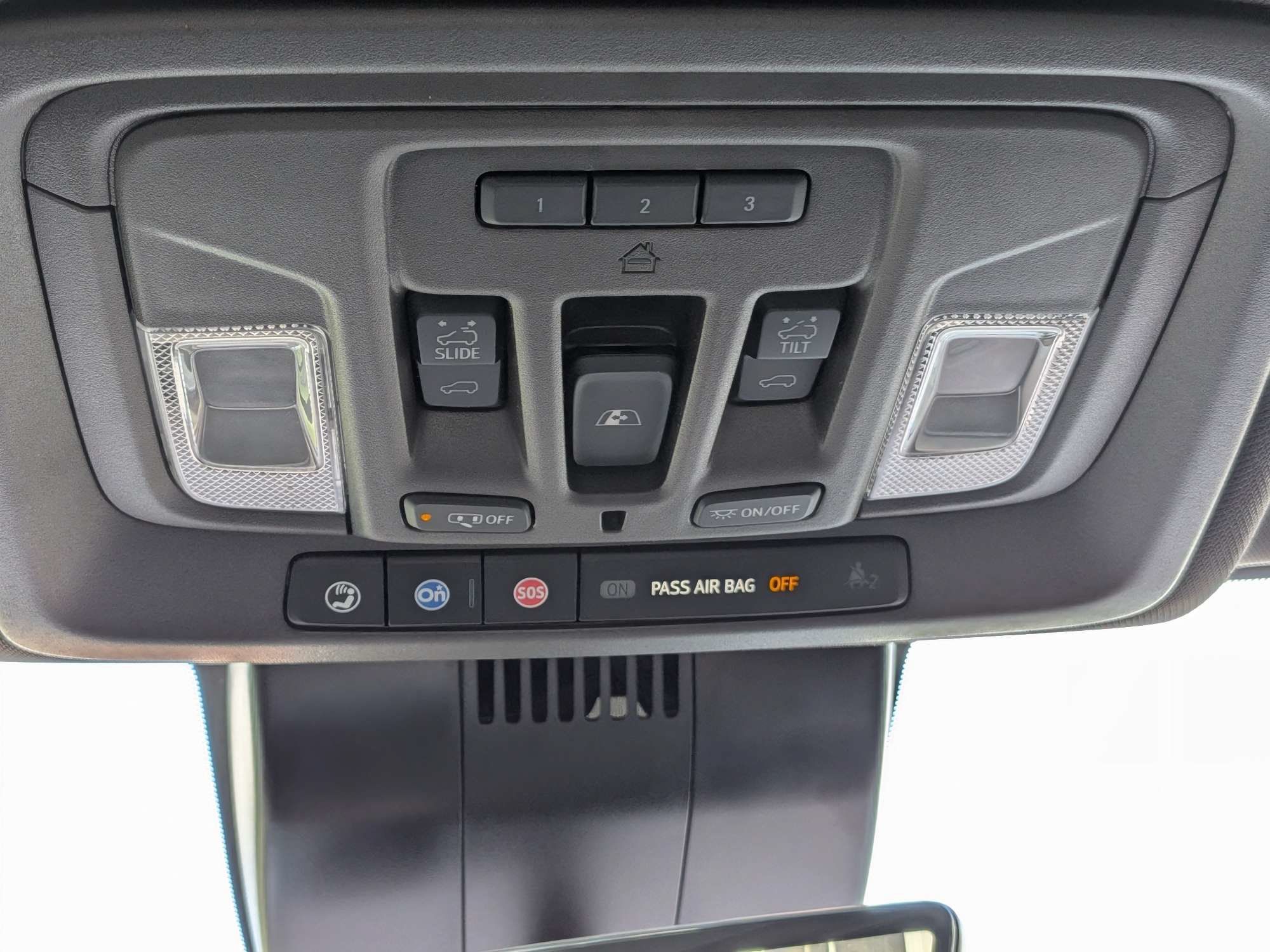 Used 2025 GMC Sierra 1500 Denali AWD/4WD image 33