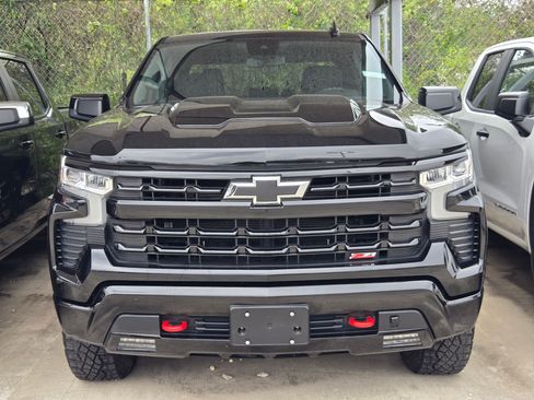Used 2024 Chevrolet Silverado 1500 LT Trail Boss AWD/4WD image 2