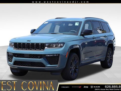New 2026 Jeep Grand Cherokee L Limited AWD/4WD image 1
