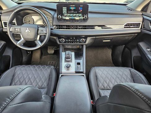 Used 2022 Mitsubishi Outlander SEL image 15