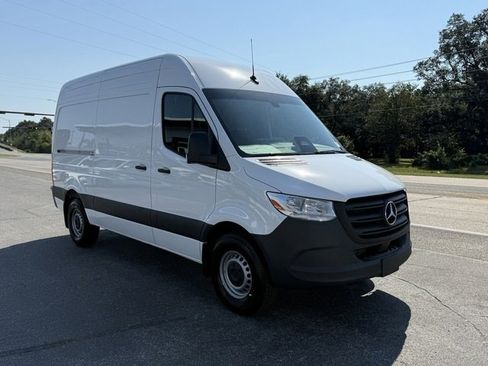 New 2025 Mercedes-Benz Sprinter 2500 image 15
