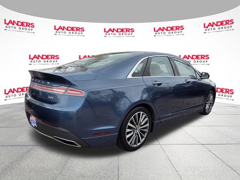 Used 2019 Lincoln MKZ Premiere image 3