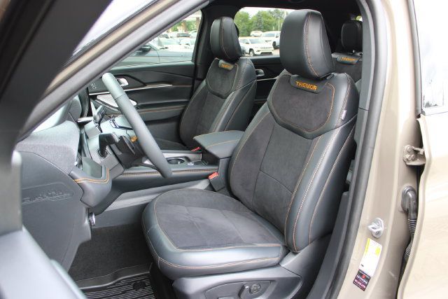 Used 2026 Ford Explorer Tremor w/ Tremor Ultimate Package AWD/4WD image 15