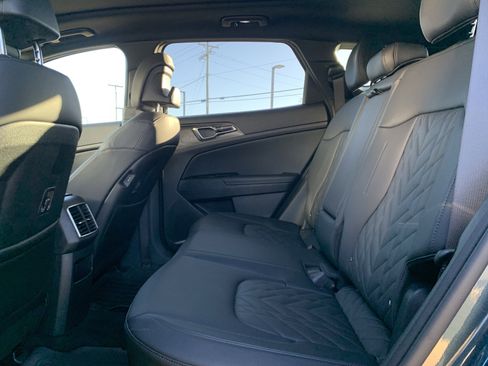 Used 2023 Kia Sportage X-Line image 32