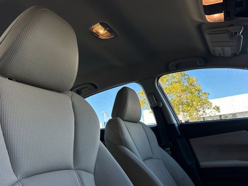 Used 2021 Subaru Impreza 2.0i Premium image 15