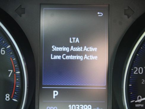 Used 2021 Toyota C-HR LE FWD image 38