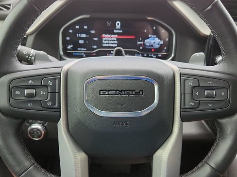Used 2025 GMC Sierra 1500 Denali AWD/4WD image 25