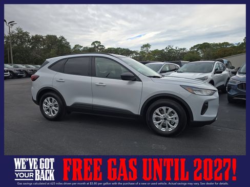 New 2026 Ford Escape Active w/ Active Premium Tech Pack FWD image 2