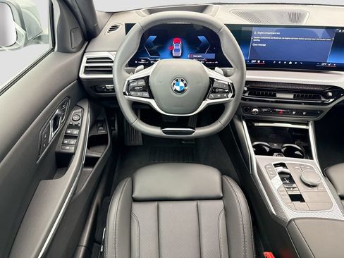Used 2026 BMW 330i xDrive Sedan w/ Premium Package AWD/4WD image 10