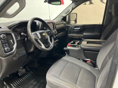 Used 2023 Chevrolet Silverado 3500 LT w/ Convenience Package image 32