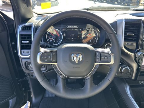 Used 2025 RAM 1500 Big Horn image 25
