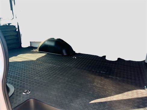 Used 2022 GMC Savana 2500 Work Van w/ Driver Convenience Package image 20