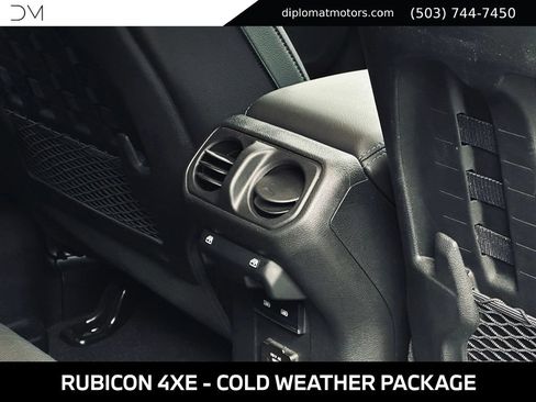 Used 2023 Jeep Wrangler Unlimited Rubicon 4xe w/ Cold Weather Group AWD/4WD image 23
