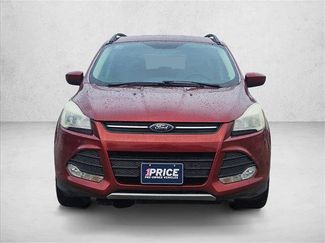 Used 2015 Ford Escape SE w/ Equipment Group 201A FWD video 2