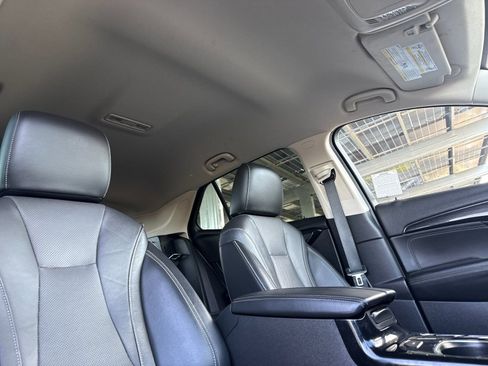 Used 2023 Buick Envision Essence image 16