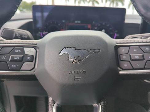 Used 2025 Ford Mustang GT RWD image 30