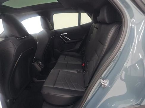 Used 2025 BMW X2 xDrive28i AWD/4WD image 4