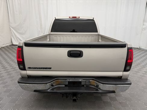 Used 2005 Chevrolet Silverado 1500 LS w/ Light Duty Power Package image 5