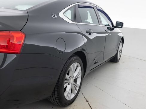 Used 2015 Chevrolet Impala LT w/ Convenience Package image 14
