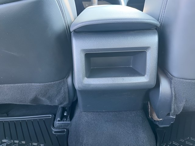 Used 2024 Toyota Camry SE FWD image 30
