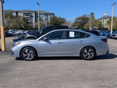 Used 2025 Subaru Legacy Premium image 6